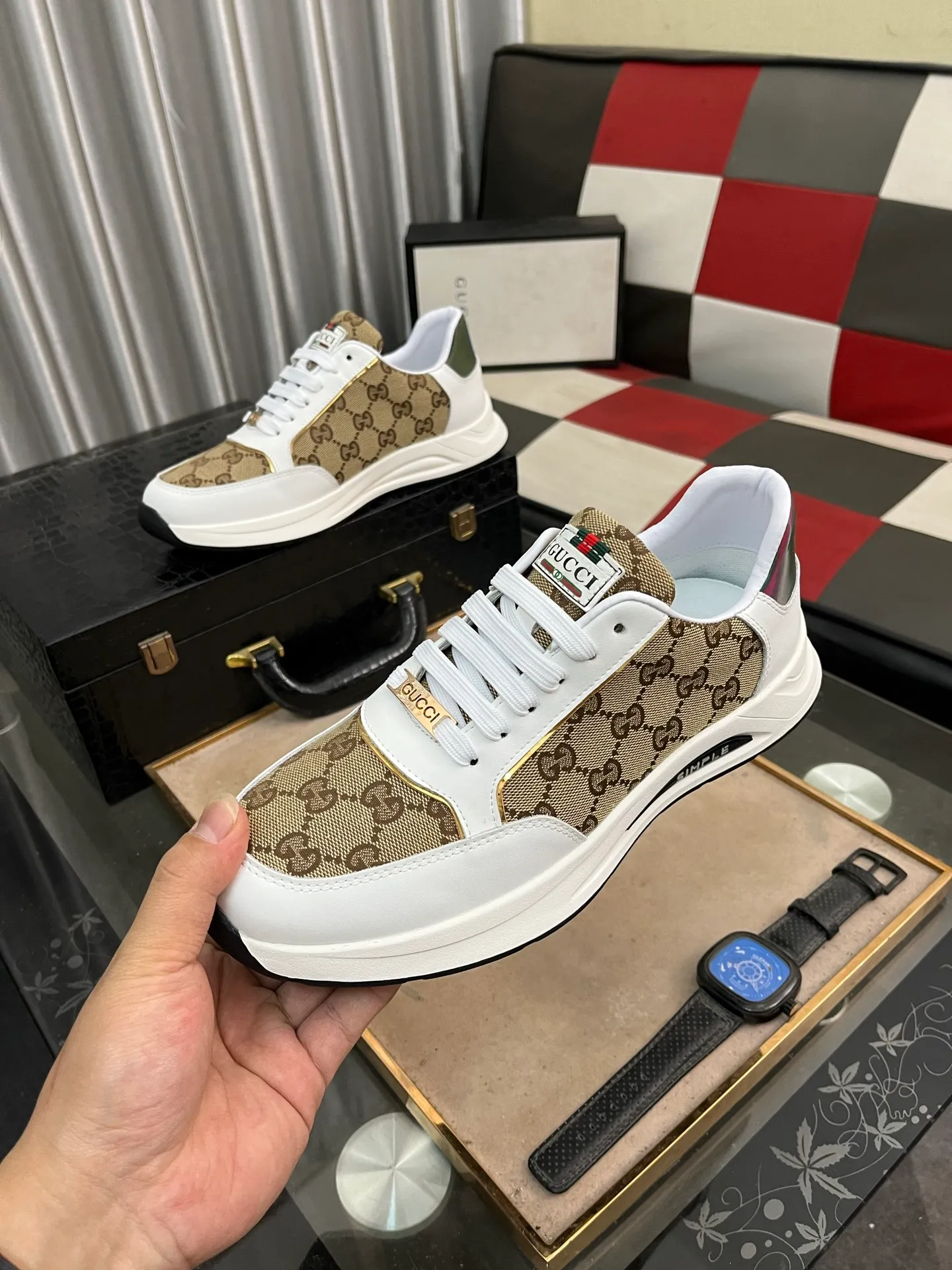 Men's shoes 💰420⌚️⌚️[GUCCI] The latest trendy men's casual shoes, the fabric is made of embossed cowhide imported from Italy, comfortable sheepskin lining + feet, the original outsole is wear-resistant and non-slip, high-level version, exquisite workmanship. Code number: 38-442️⃣Colors available